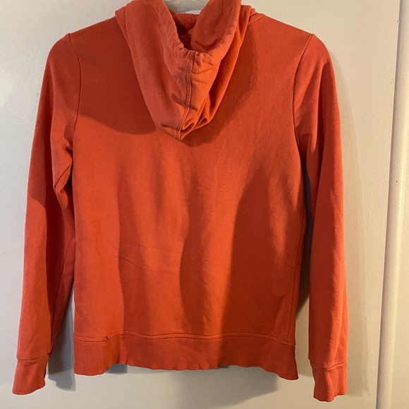 Tommy Hilfiger - Picture 6 of 6